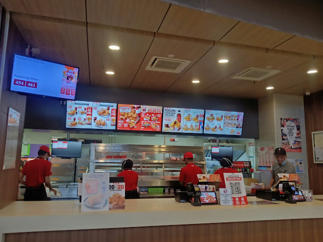 Opinii despre KFC AEON Mall Seri Manjung în Seri Manjung - Gastronomi dan perhotelan