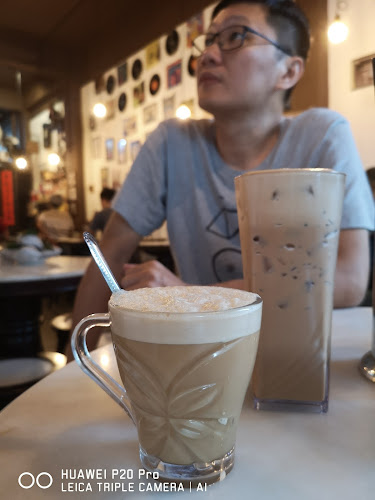 Comentarii opinii despre pasar lama kopitiam 舊街頭小二板麵