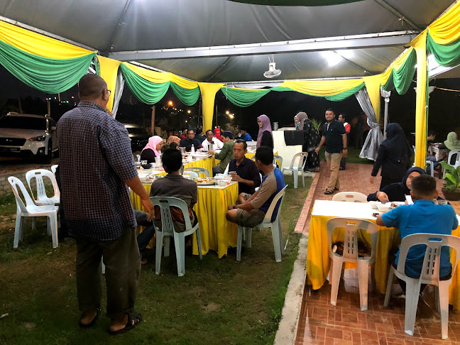 Cairo elarab - Gastronomi dan perhotelan