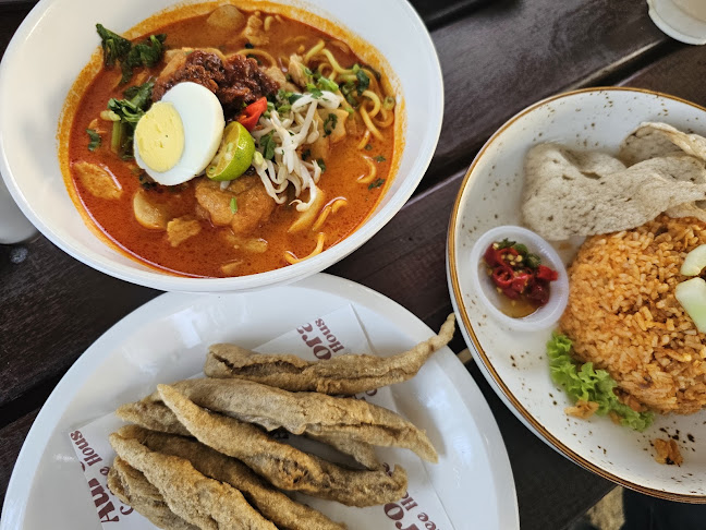 Opinii despre Aurora Coffee House în Kuala Dungun - Gastronomi dan perhotelan