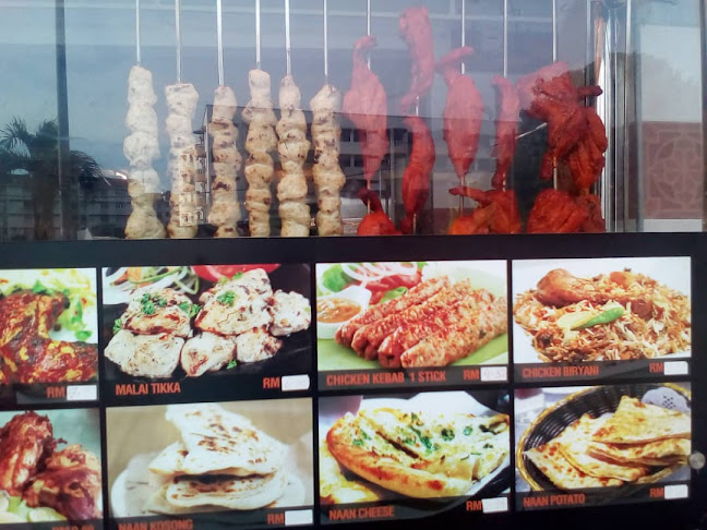 Restaurant D' Tandoori House - Gastronomi dan perhotelan