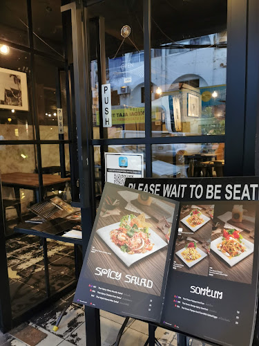 Soi 55 Thai Kitchen - Gastronomi dan perhotelan