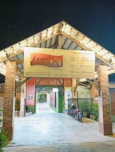 Damai Seafood Village