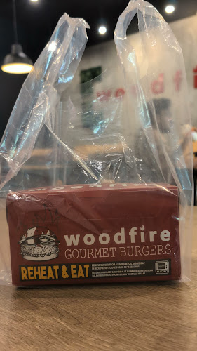 Woodfire Putrajaya - Gastronomi dan perhotelan