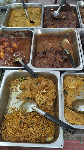 Opinii despre Restoran Mak Enon în Shah Alam - Gastronomi dan perhotelan