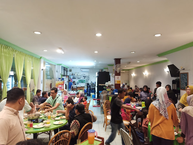 Restoran Rawa - Gastronomi dan perhotelan