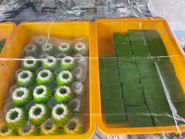 Tajul Pisang Goreng Simpang (1996) - Gastronomi dan perhotelan