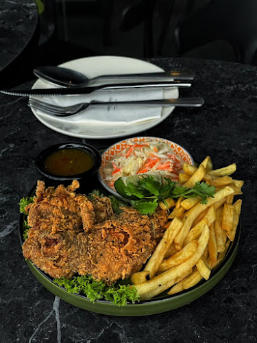 Undisclosed Location - Gastronomi dan perhotelan