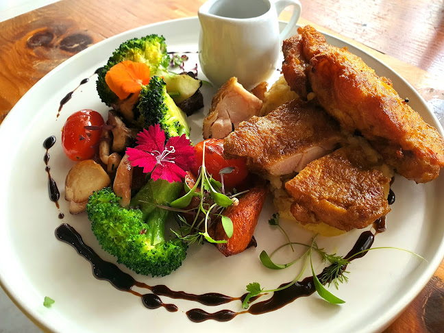 Branta&Geese Restaurant - Gastronomi dan perhotelan