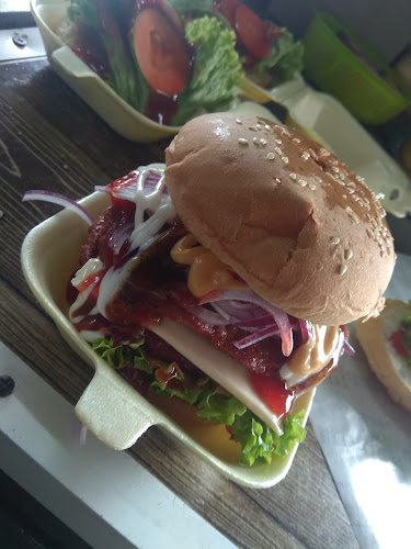 Comentarii opinii despre •BURGER•BPzone•