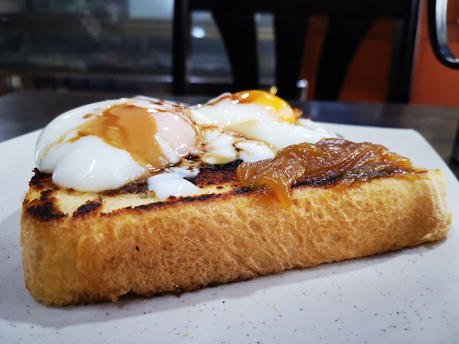 Comentarii opinii despre Intan's Oven Bakery & Cafe