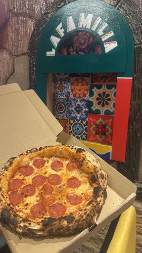 Opinii despre La Familia Restaurant în Johor Bahru - Gastronomi dan perhotelan