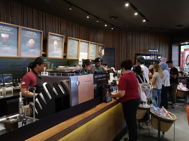 Starbucks 1 Utama New Wing - Gastronomi dan perhotelan