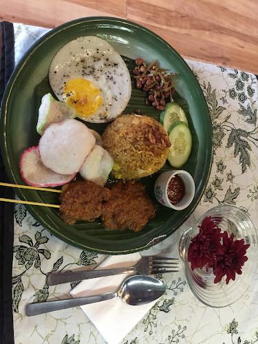 Lagenda House & Cafe - Gastronomi dan perhotelan