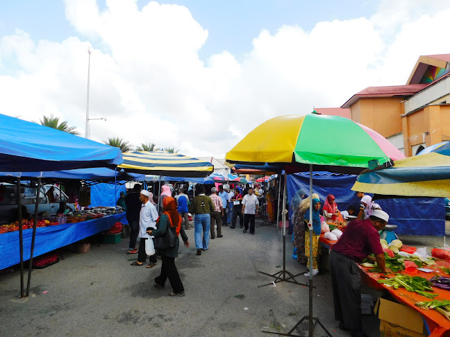 Opinii despre Kuala Berang Market în Kuala Berang - Gastronomi dan perhotelan