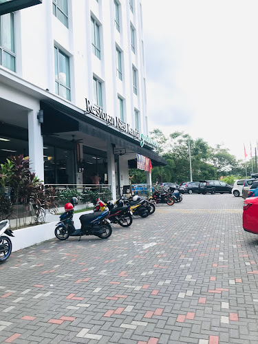Restoran Nasi Kandar Yasmeen - Gastronomi dan perhotelan