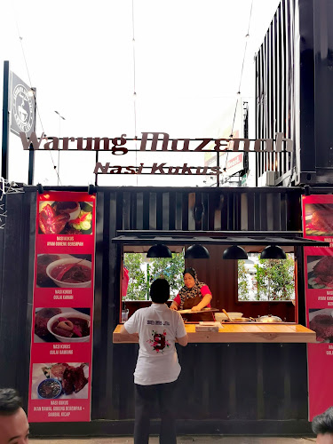 Lepak Luu Food Court