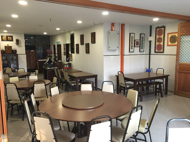 Nancy's Kitchen (Non-Halal)