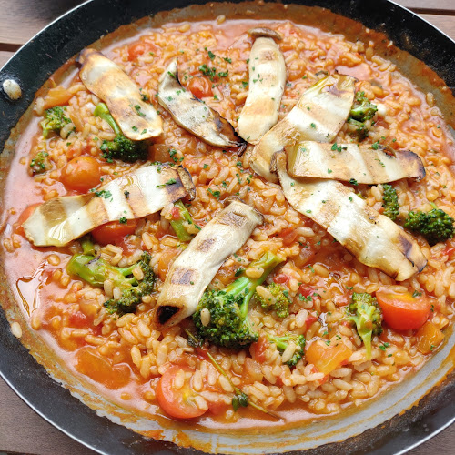 Toscani's Wine & Dine Cafe