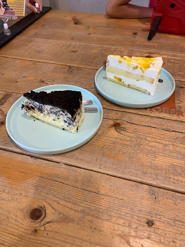 Opinii despre October Coffee Roasters în Kota Kinabalu - Gastronomi dan perhotelan