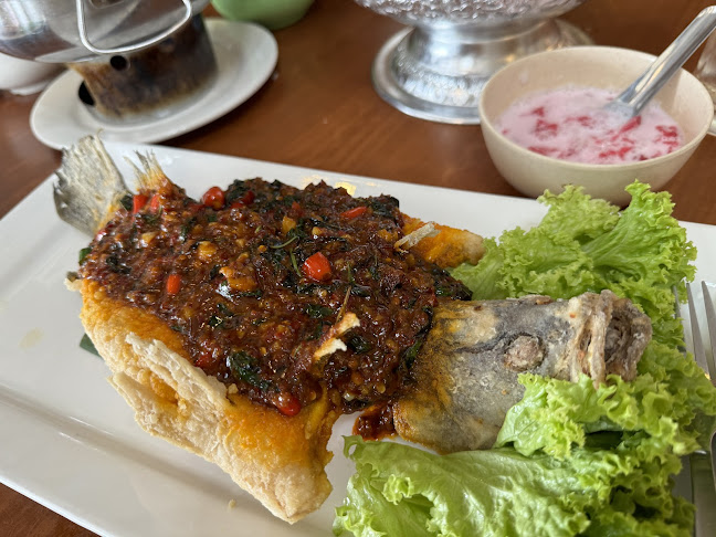 Opinii despre Chatri Signature Authentic Thai Cuisine în Gelang Patah - Gastronomi dan perhotelan