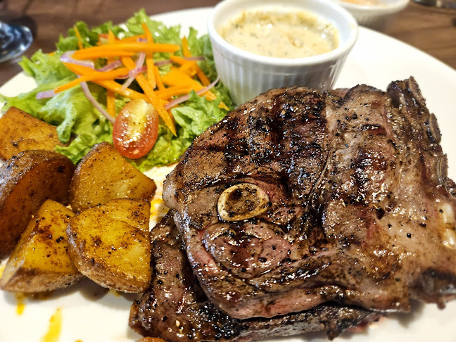 Opinii despre Sara-Bif Butcher Shop and Western Grill Bintulu în Bintulu - Gastronomi dan perhotelan