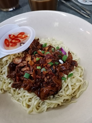 1447, Lorong Song 4B, Tabuan Heights, 93350 Kuching, Sarawak