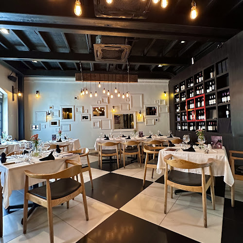 Pampas Steakhouse at Old Malaya - Gastronomi dan perhotelan