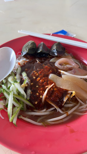 Opinii despre Pusat Makanan Dan Rekreasi Padang Song Kheng Hai în Kuching - Gastronomi dan perhotelan