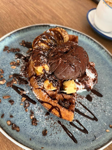 The Warung - Common Ground