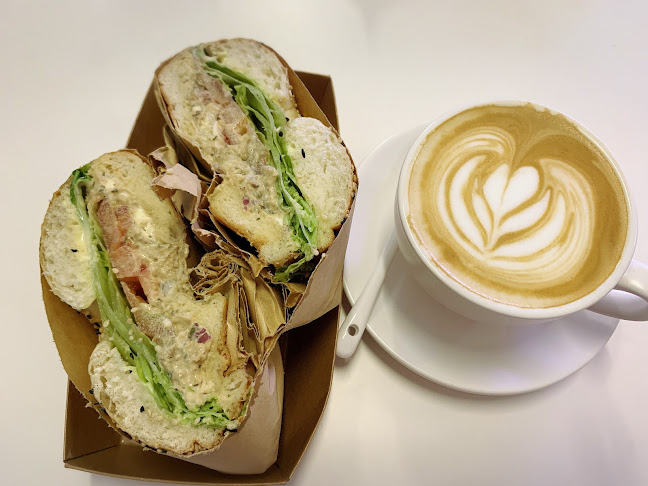 Baking Khaki - Gastronomi dan perhotelan