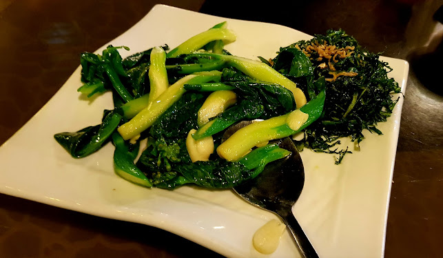 Comentarii opinii despre Crocodile Farm Seafood Village Restaurant • Pork Free