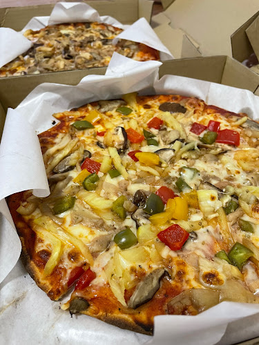 Pizza Dragoncello - Gastronomi dan perhotelan