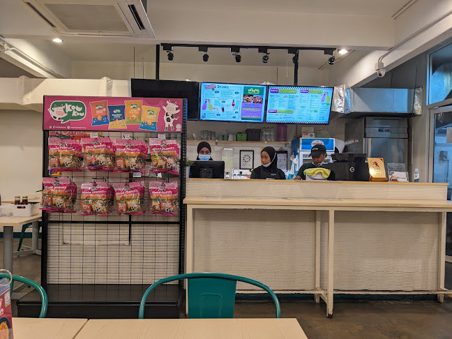 Comentarii opinii despre Nomms Pressure Fried Chicken