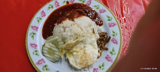 Nasi Lemak Kak Zaza @ Hj Yatim - Petaling Jaya