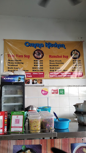 Opinii despre FAMOUS BAZAAR în Kota Kinabalu - Gastronomi dan perhotelan