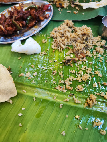 Mohana Bistro - Gastronomi dan perhotelan