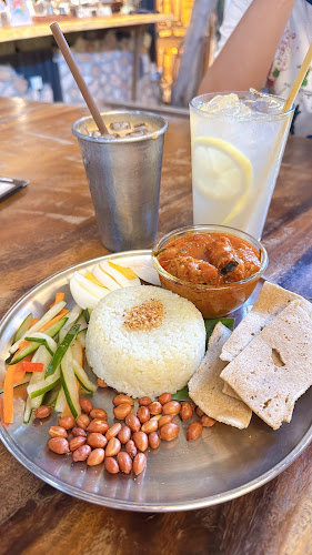 Opinii despre Red Mountain Sin Yoon Loong White Coffee în Ipoh - Gastronomi dan perhotelan