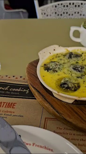 Opinii despre Kafe Bistro Two Frenchies în George Town - Gastronomi dan perhotelan