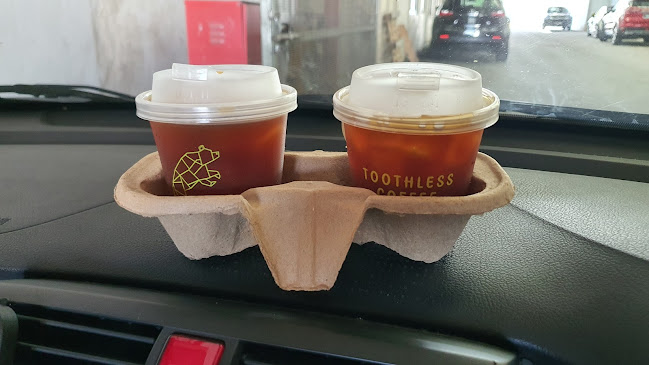 findin.g coffee - Gastronomi dan perhotelan