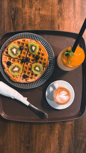 Comentarii opinii despre Putt's koffee