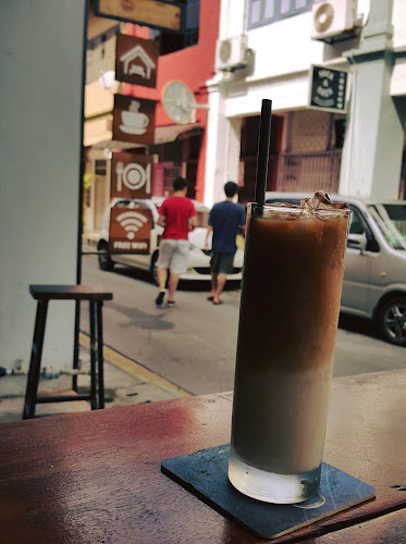 lima.tujoh Cafe & Guesthouse - Gastronomi dan perhotelan