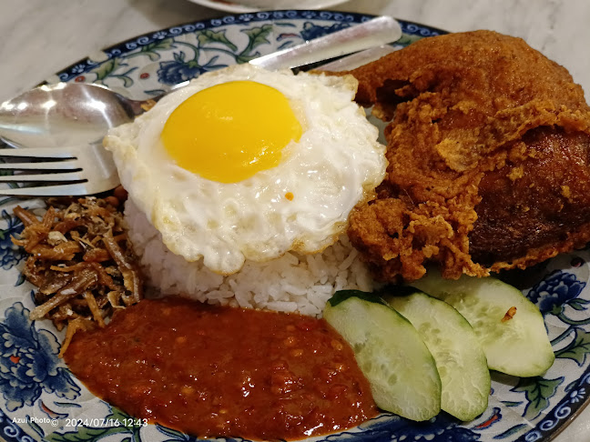 Dong Tai Kopitiam Pasir Pinji - Gastronomi dan perhotelan