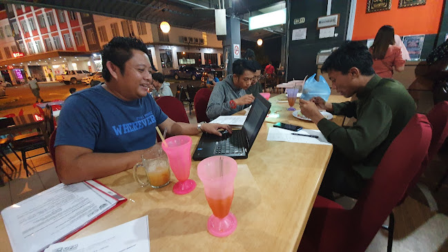 Abuya Maju Cafe - Gastronomi dan perhotelan