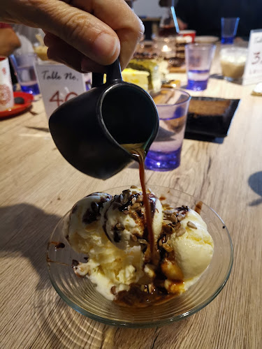 Opinii despre October Coffee Roasters în Kota Kinabalu - Gastronomi dan perhotelan