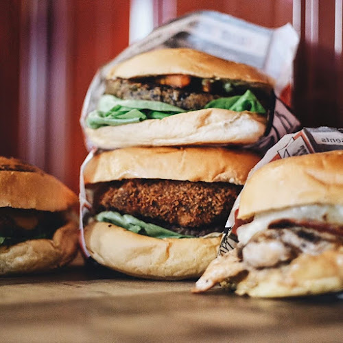 KGB @TTDI - Gastronomi dan perhotelan