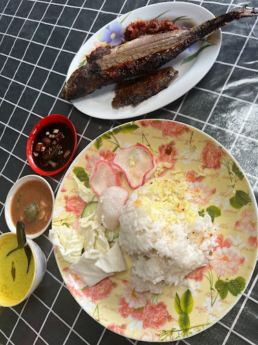 Opinii despre SARANG Selera Maha Ikan Bakar în Kajang - Gastronomi dan perhotelan