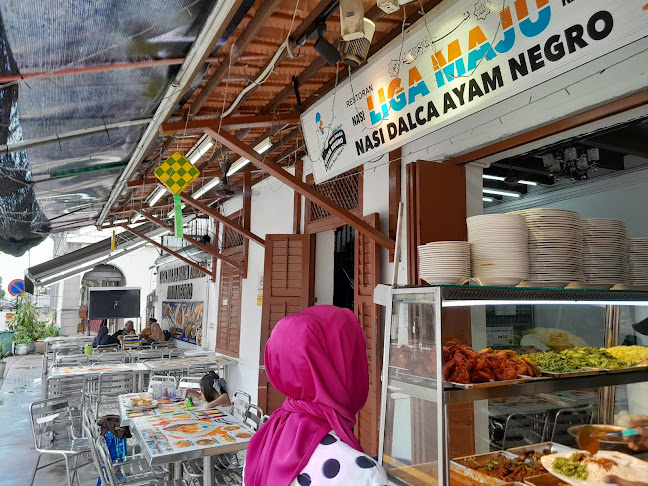 Liga Maju Nasi Dalca Ayam Negro - George Town