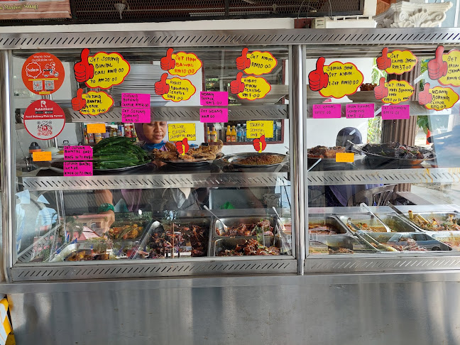 Warung Kak Long Ceri - Gastronomi dan perhotelan