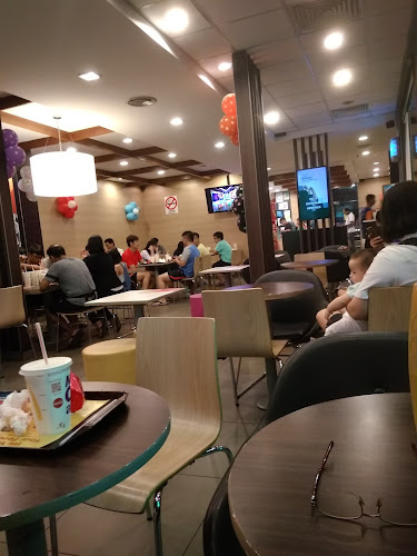 Comentarii opinii despre McDonald's Taman Sri Yaacob